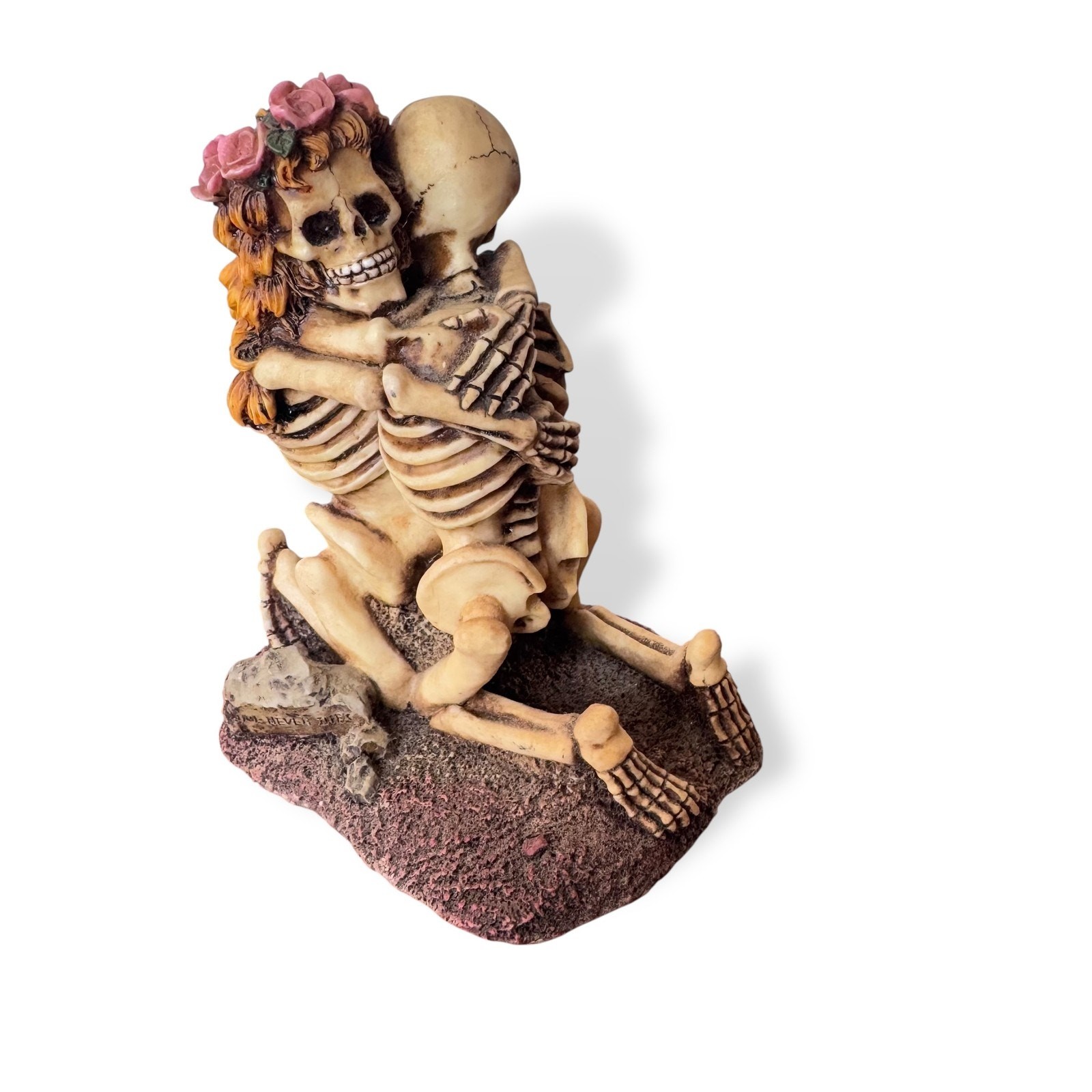 Love Never Dies Skeleton Couple Statue Gothic Romantic Decor Cake Topper Wedding