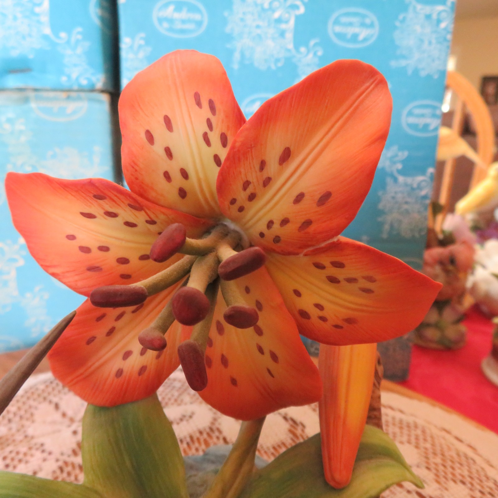 ANDREA BY SADEK HUMMINGBIRD with TIGER LILY #7793 MADE IN JAPAN (repaired) RARE