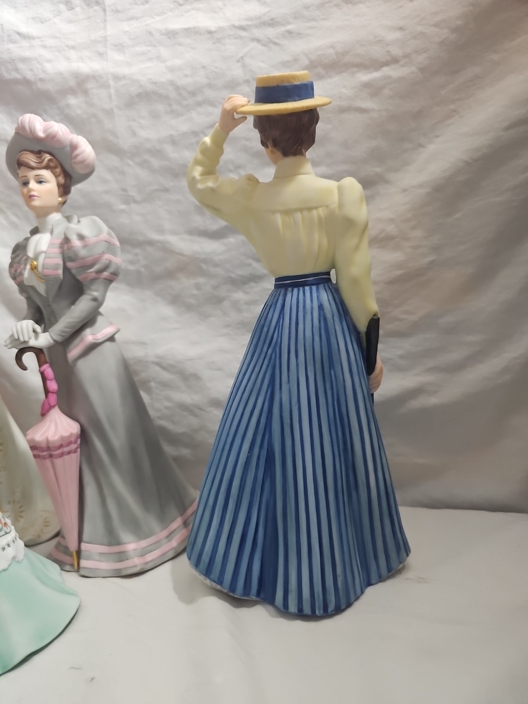 The Gibson Girls Porcelain Figurine Hamilton Collection 1986 Set of 7