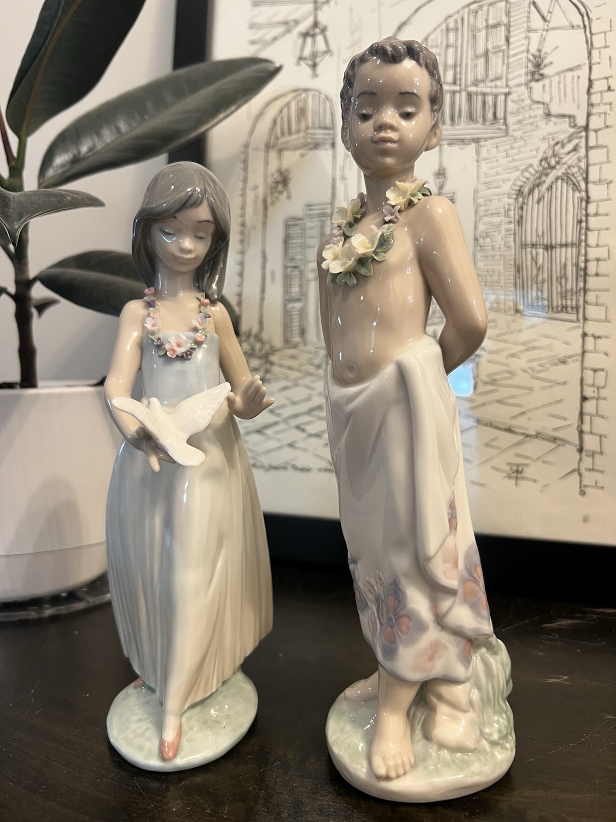 LLADRO Figurines Polynesian Love #6157 And #6190