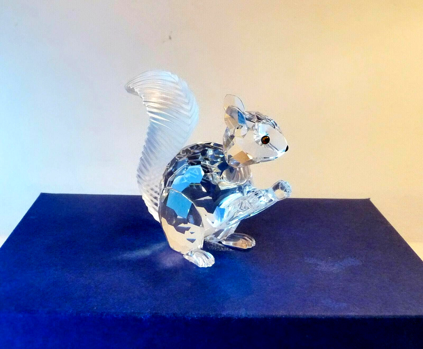 Swarovski Crystal Squirrel 10th Anniversary Edition 208433 w/Box & COA