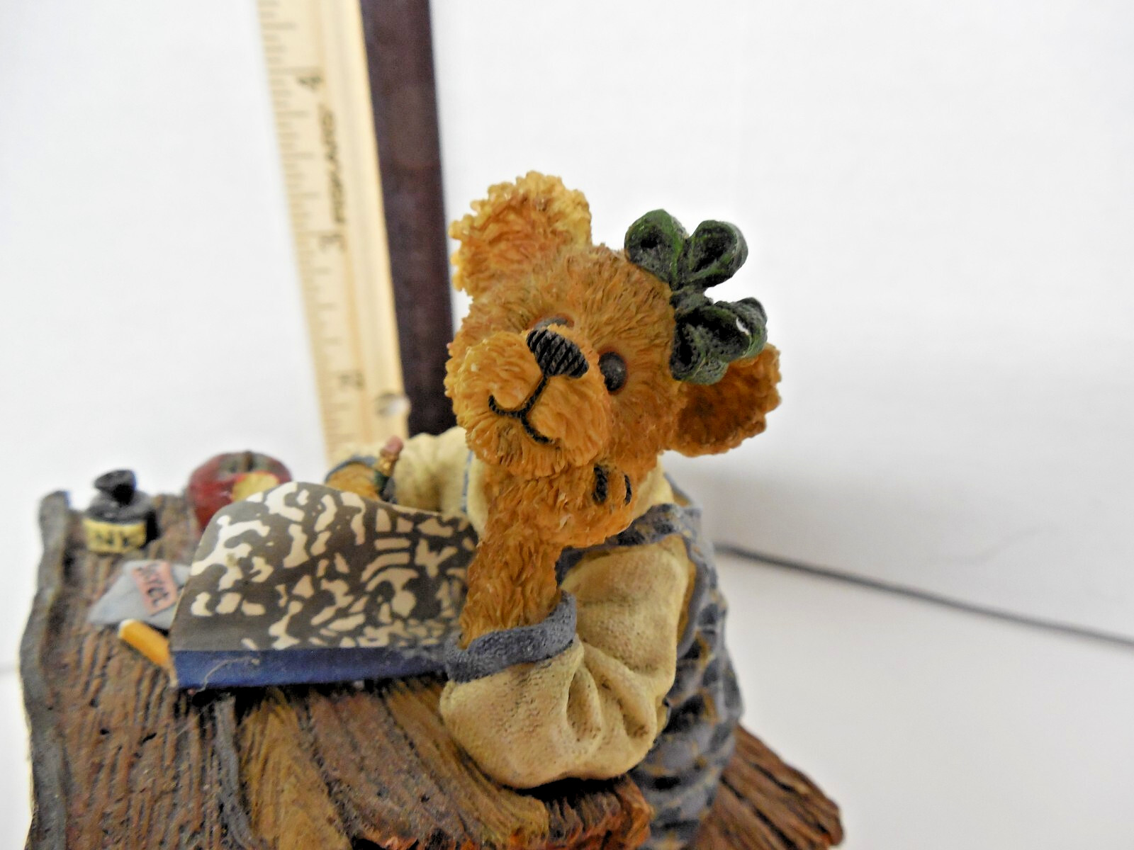 Boyds Bearstones #228364 Amy B. Bearsdale “Is it Lunchtime Yet?” 4 in tall