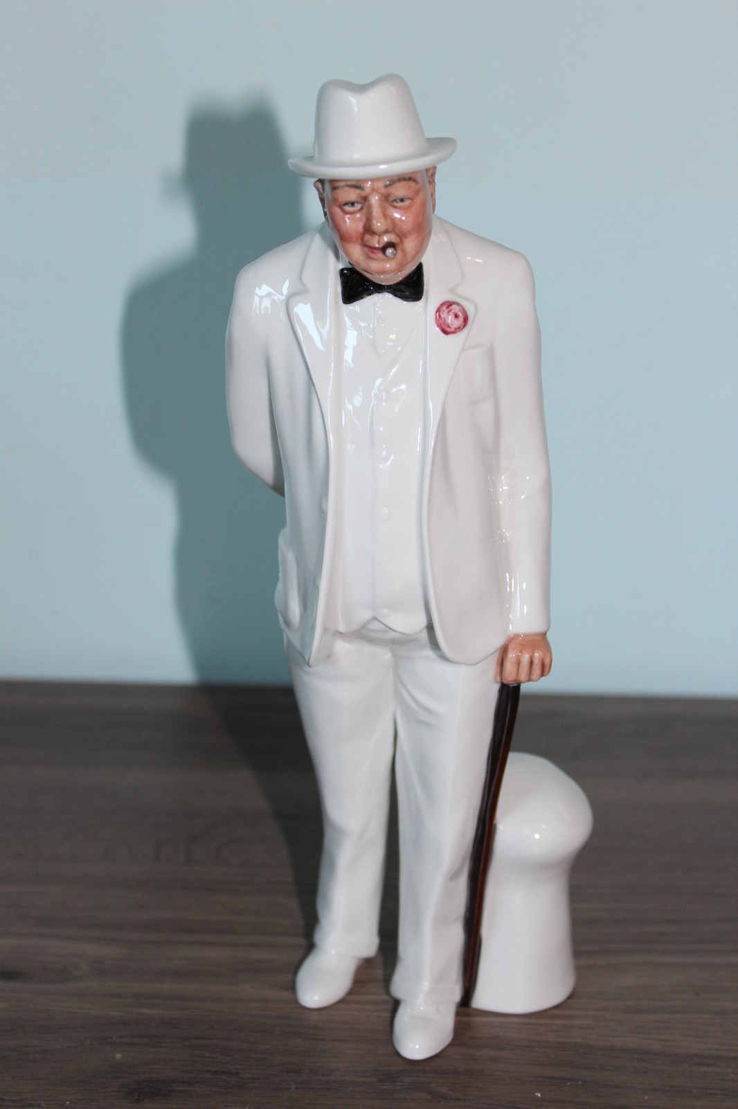 Sir Winston Churchill British Prime Minister Royal Doulton Figurine 1984 HN 3057
