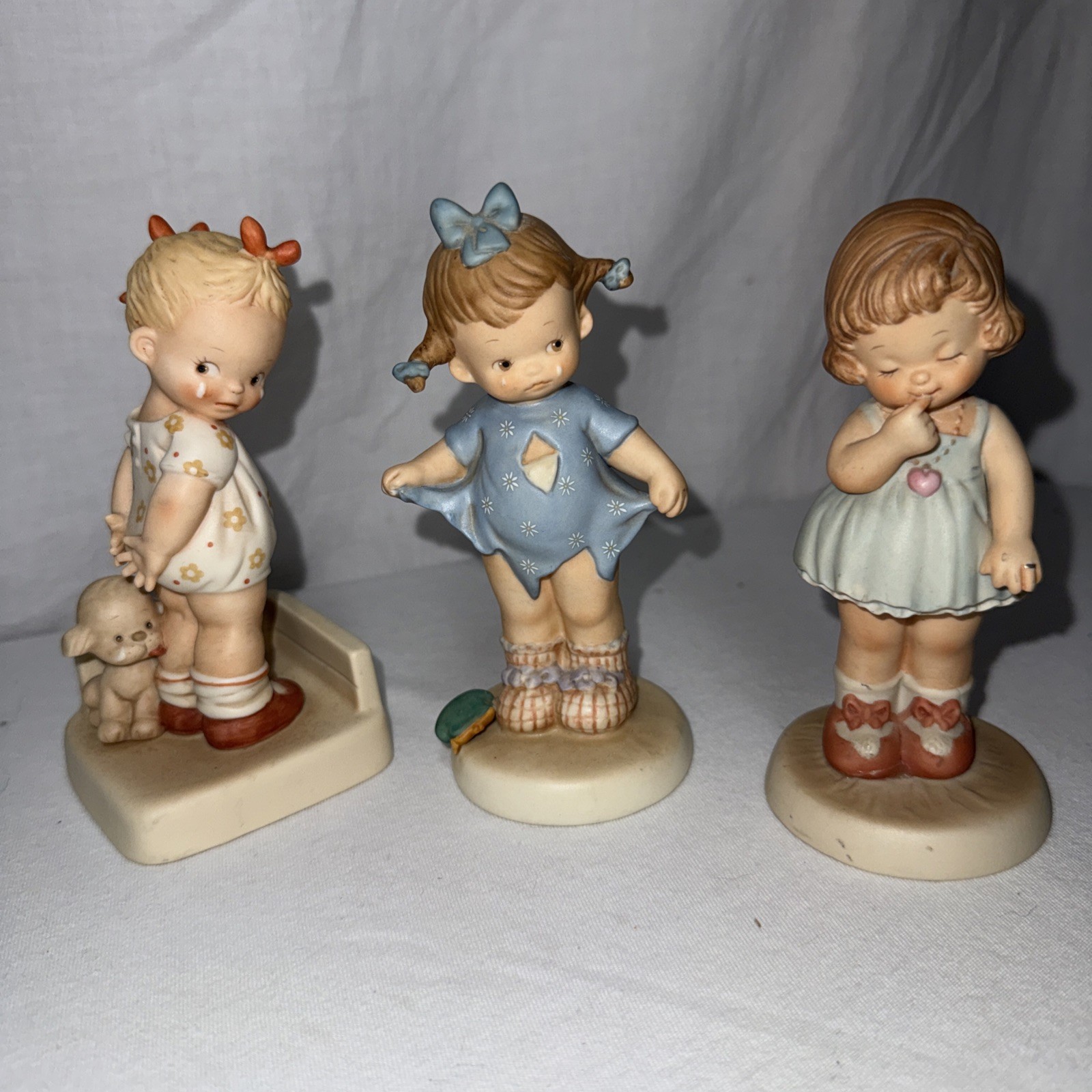 Memories of Yesterday Figurines Lot of 3 – 1987, 1988, 1997- Mint- No Box- Girls