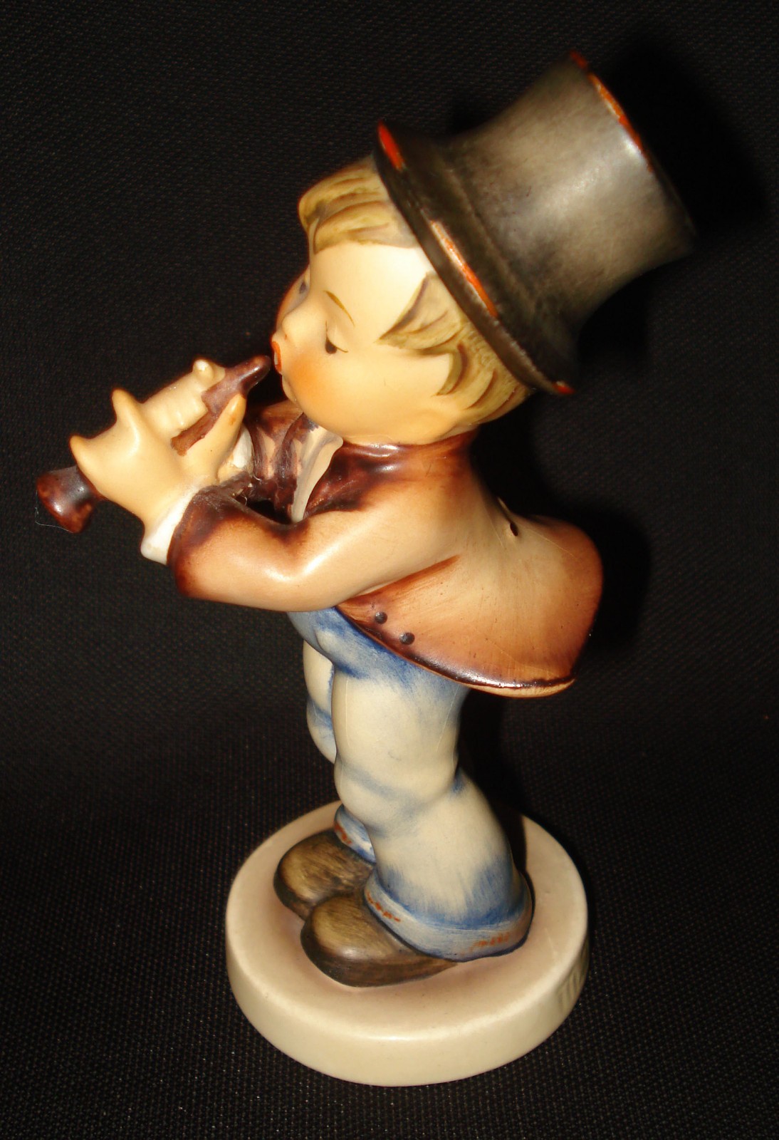Vintage Goebel Hummel Serenade 85/0 Boy With Flute Instrument Figurine Statue