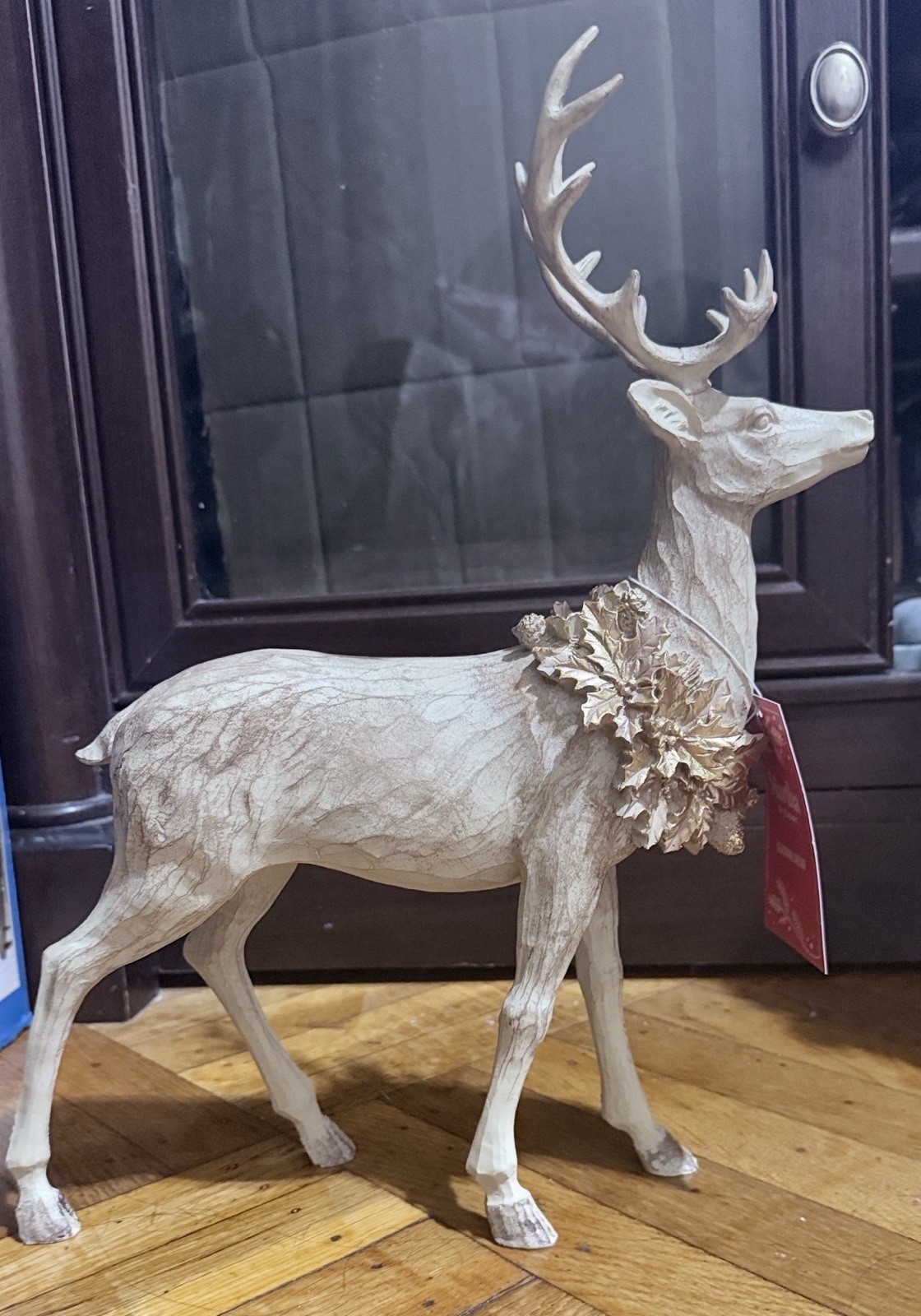 MARTHA STEWART REINDEER GOLD WREATH. ANTLERS New