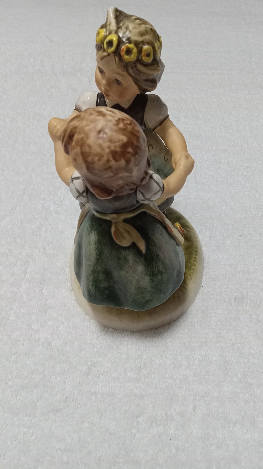 1963 Goebel Hummel “Spring Dance” Two Sisters Dancing Figurine W Germany #353/0