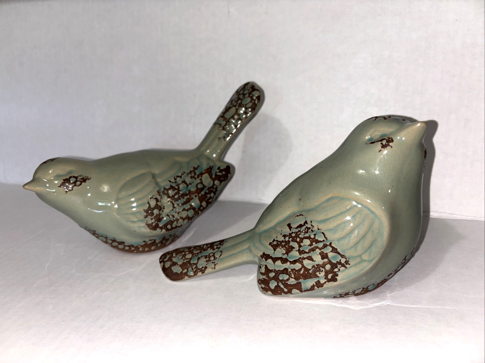 Greenand Brown Smooth & Mat Bird Figurines Distressed Ceramic Decor