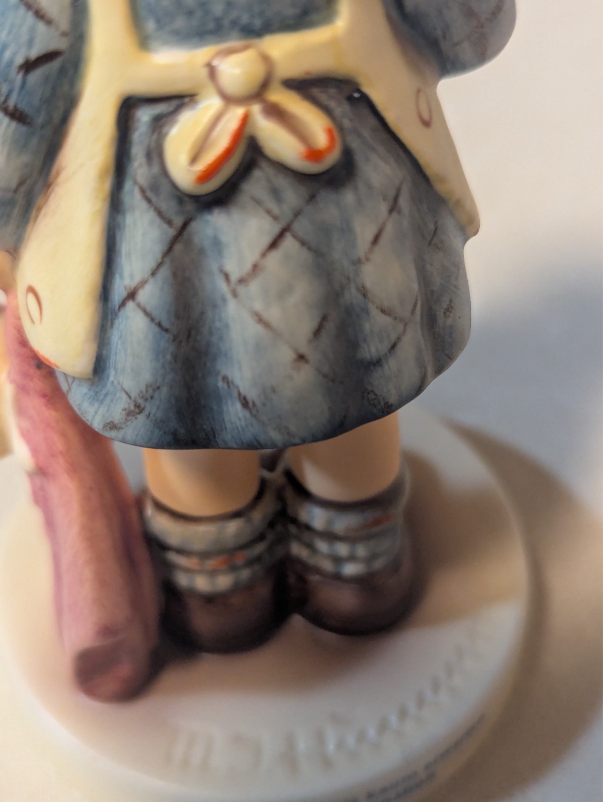 Goebel Hummel Figurine, #649/0, “Fascination” TMK7, Limited edition, 4.50″ tall