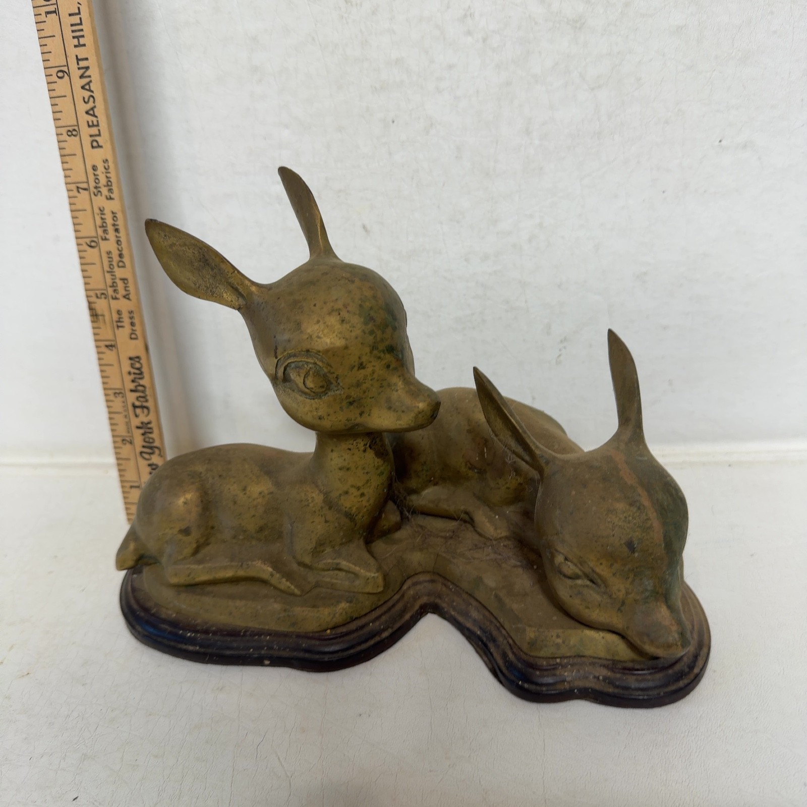 VINTAGE HEAVY BRASS DEER fawn figurine statue