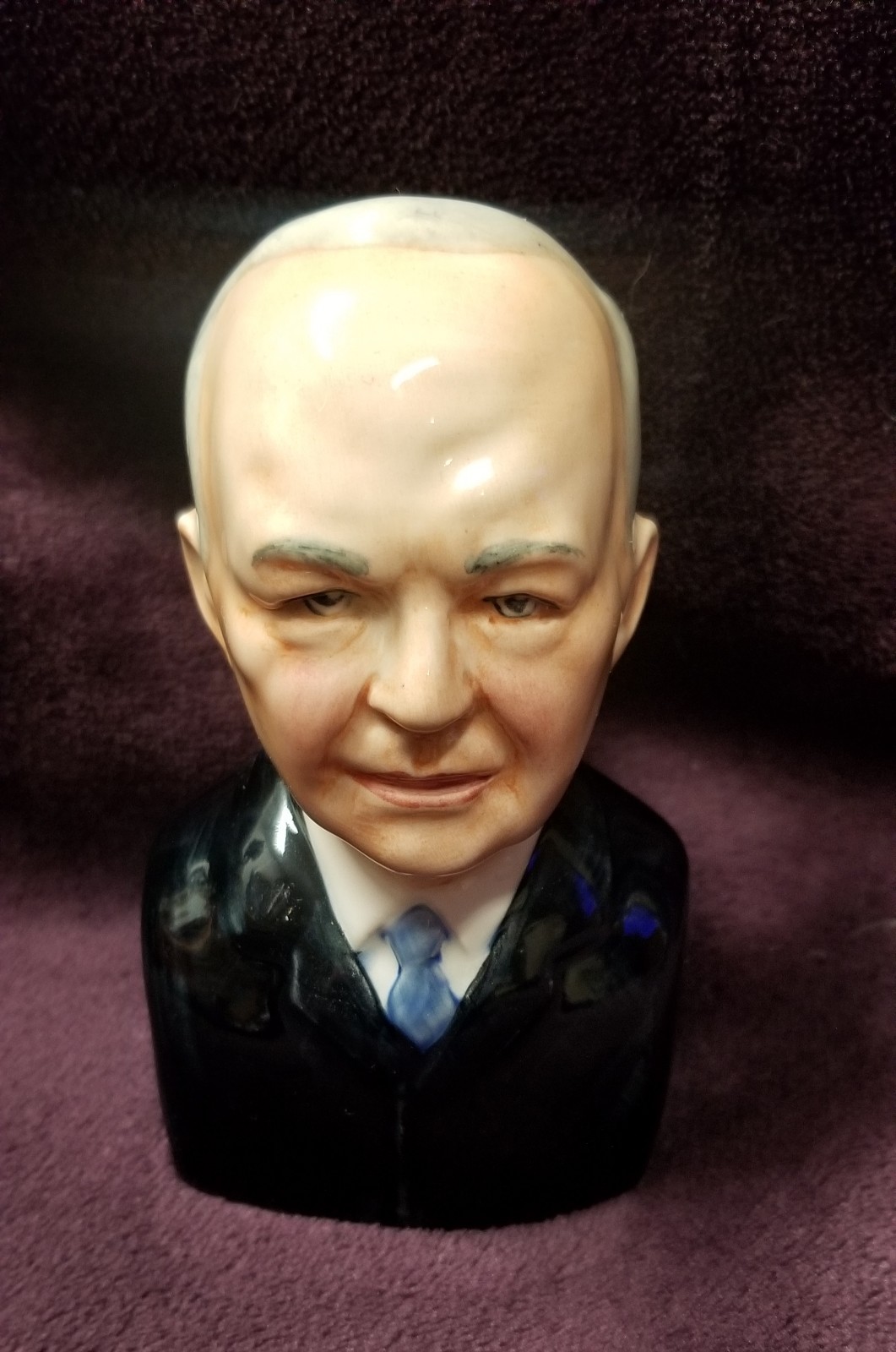 NEW RARE USA PRESIDENT DWIGHT EISENHOWER BAIRSTOW MANOR POTTERY JUG GOLD SILVER