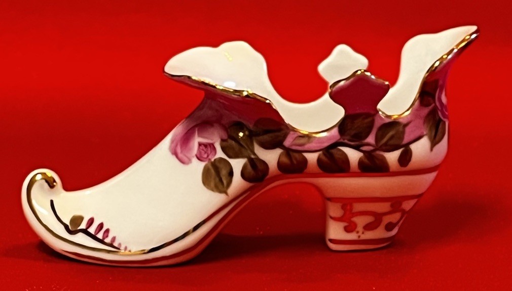 Museum of Jewelry Hand Painted Porcelain Little Lord Fauntleroy Shoe Shashi