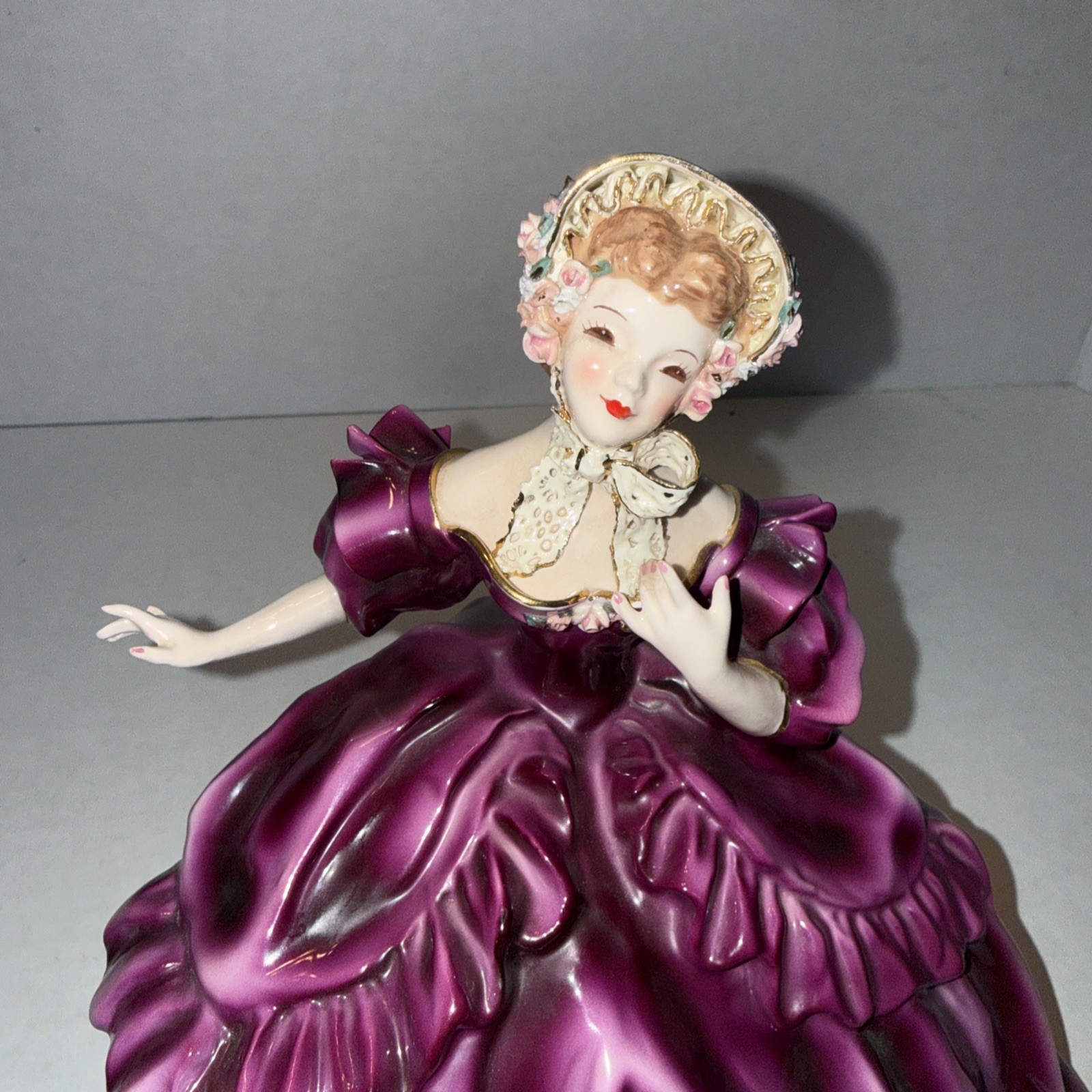 Vintage Florence Ceramics Pasadena California Figurine Sitting Not Complete