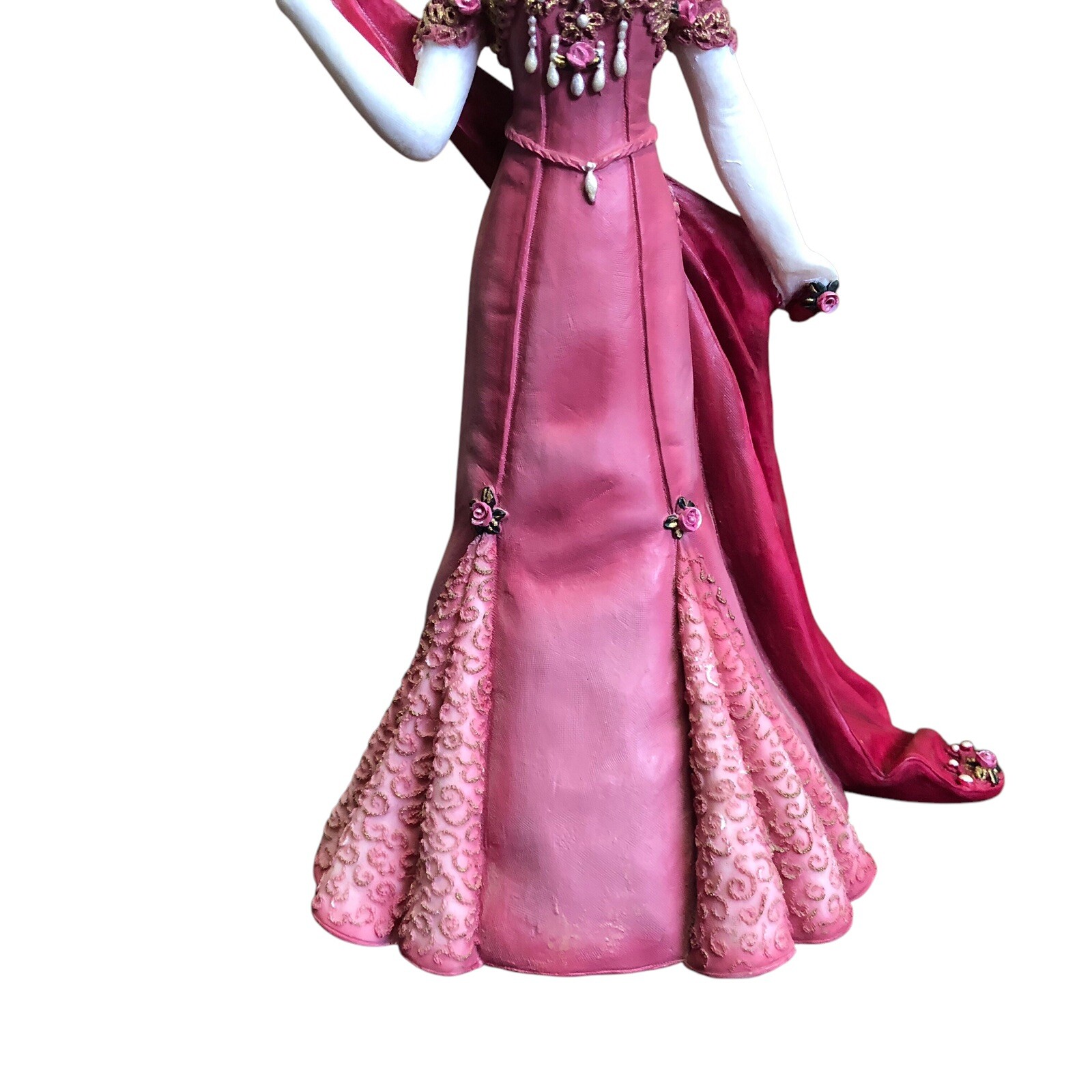 Heaven Sent Lady in Red Figurine Limited Edition of 5000 made 10 in