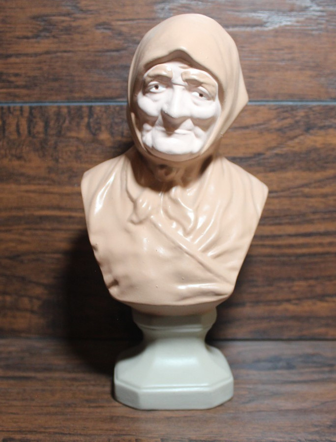 SCULPTURE BUST Old Woman Ceramic 10″ Holland Mold