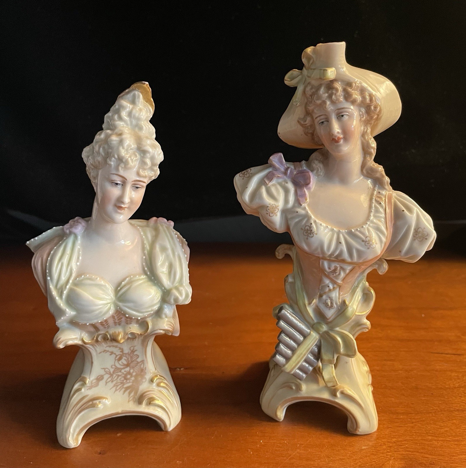 Pair Of E&A Muller, Schwarza Volkstedt Porcelain Figurine Busts 1895-1907