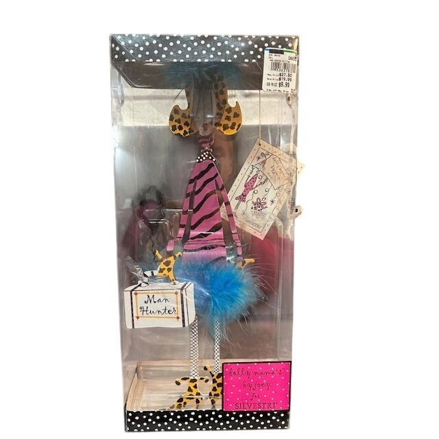 Dolly Mama’s by Joey for Silvestri Man Hunter Metal Figurine New in Box