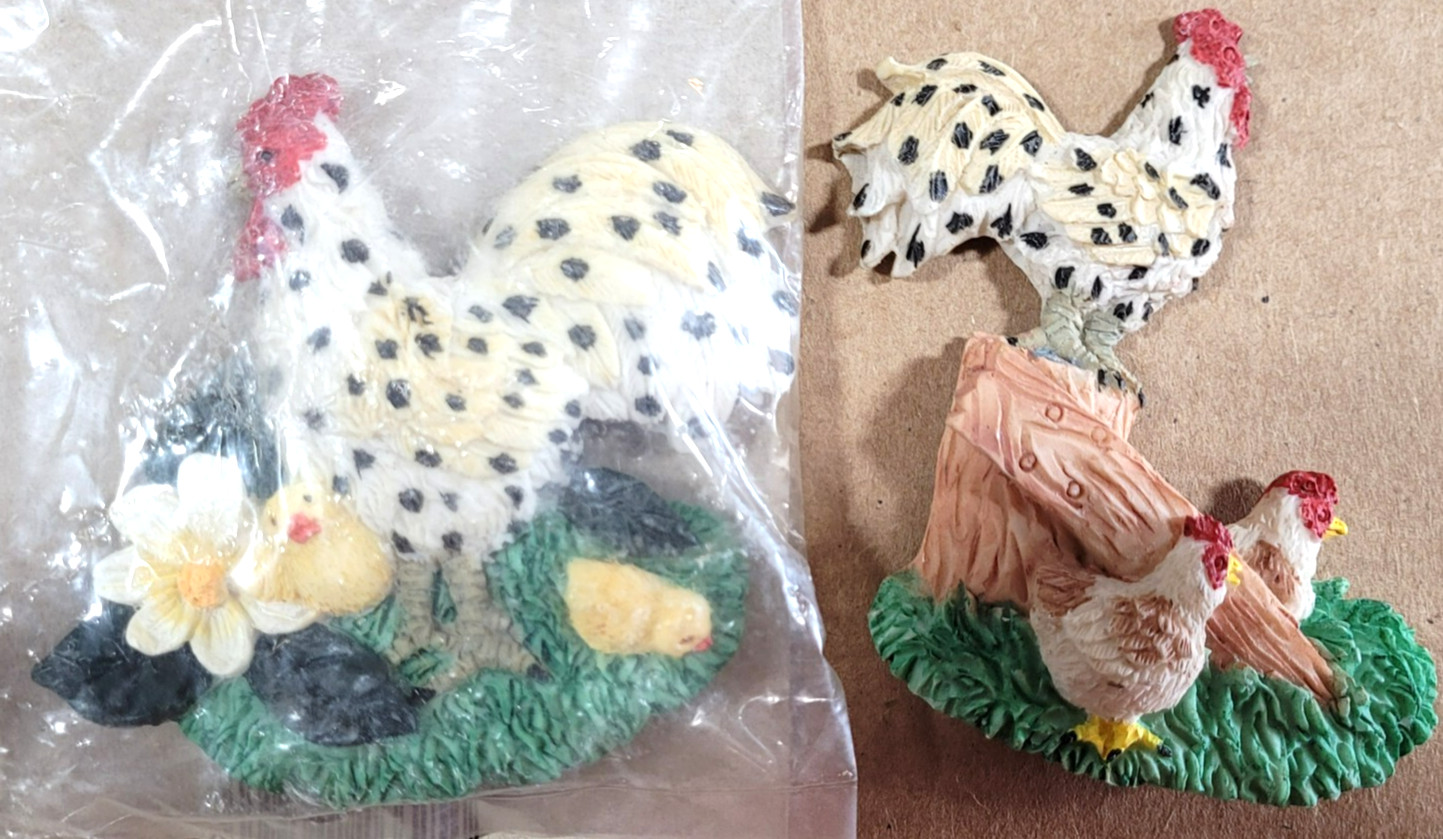 Young’s Collectibles Chicken Magnets, New (Set of 2 magnets)