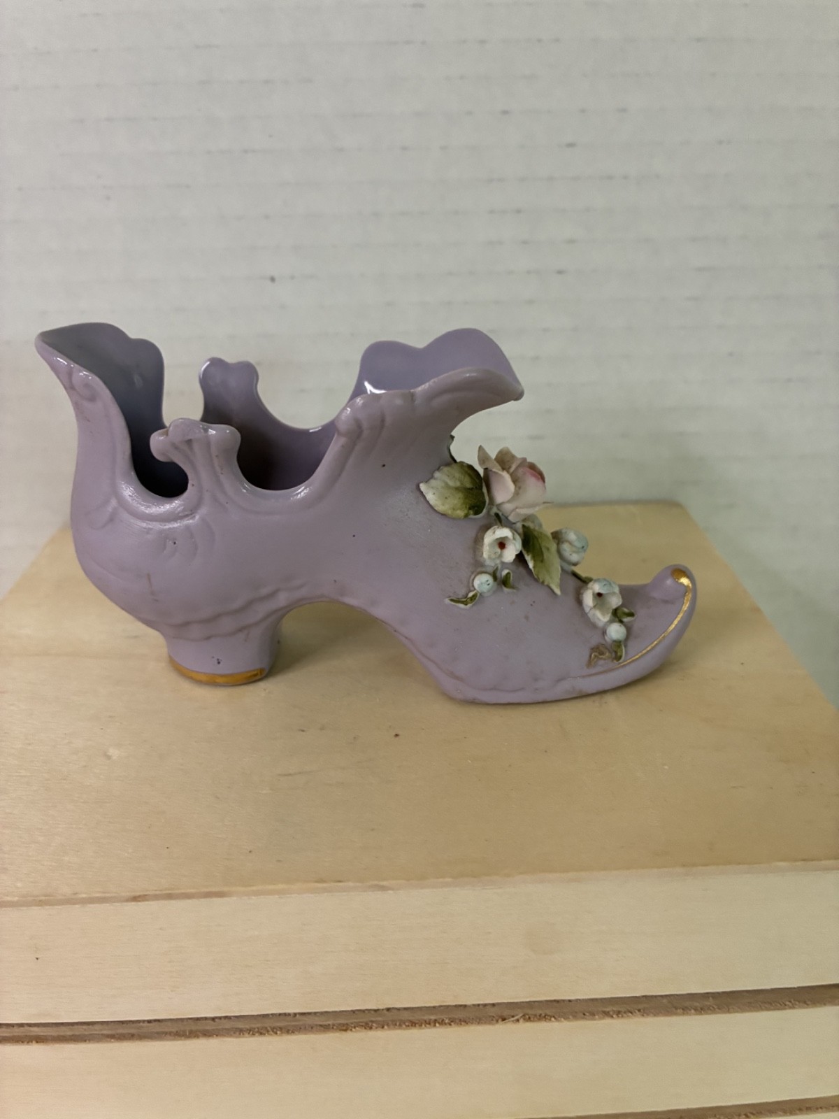 VIntage Wedgwood Lilac Jasperwar Victorian Style Shoe Hand Painted Lefton China