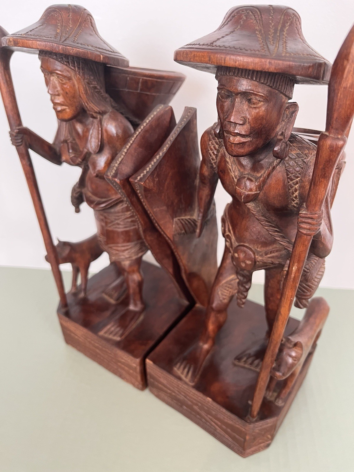 Vintage Hand Carved Wood Tribesmen Pair Of Bookends From Philippines 13 Inches