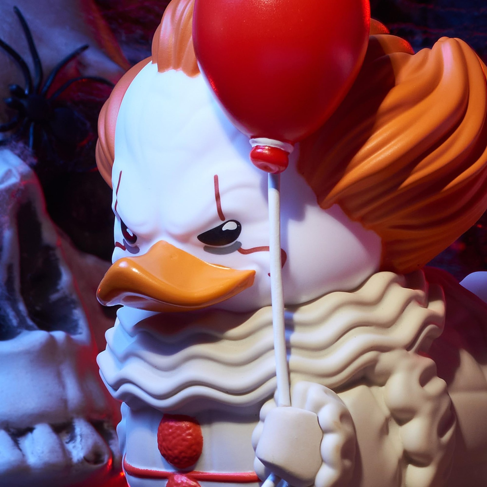 TUBBZ Boxed Edition: Horror – Pennywise Cosplaying Rubber Duck Vinyl Figure