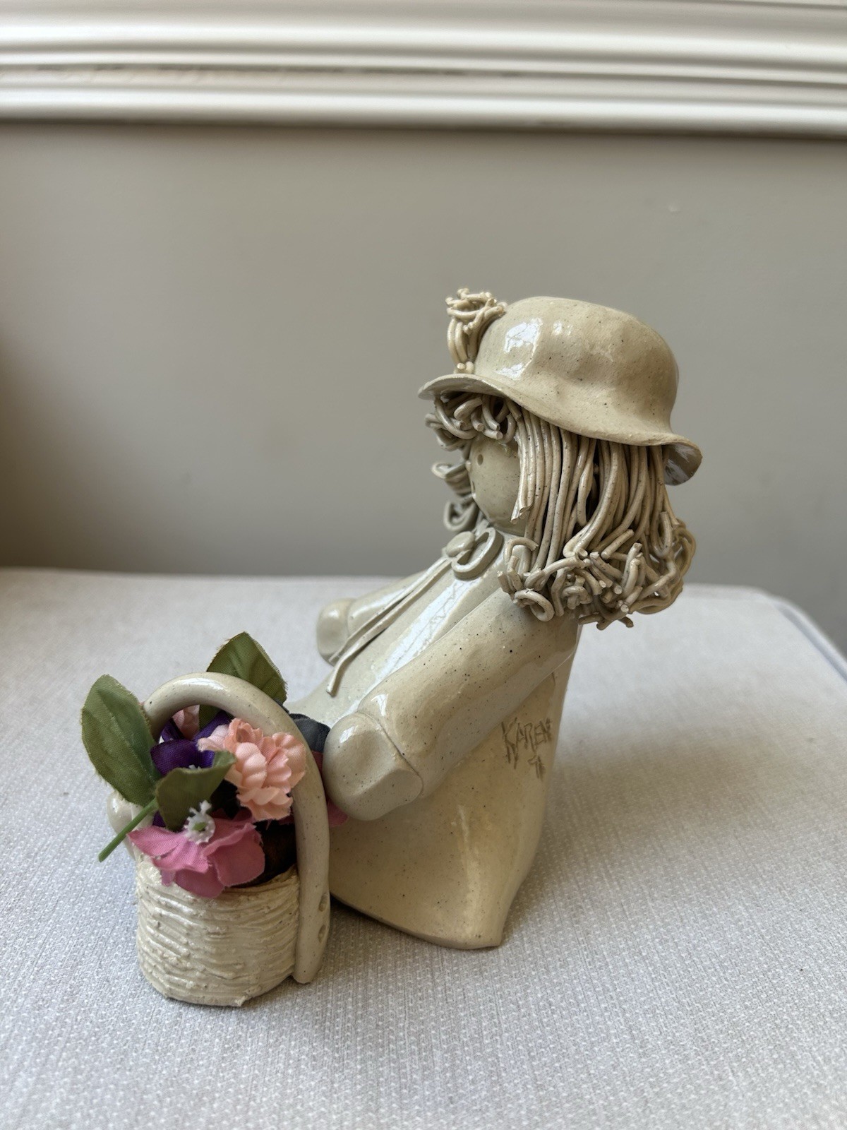 Spaghetti Hair Girl Fig W Bucket KAREN Italy Clay Art Vintage 1970-1980S