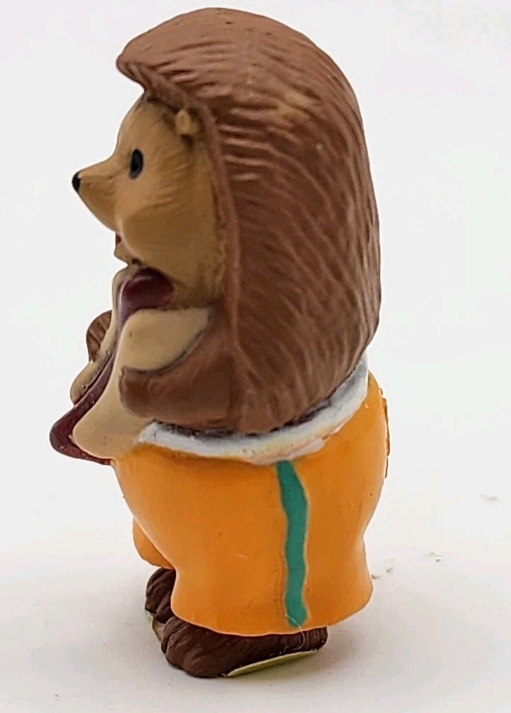 Hallmark Merry Minatures Hedgehog Summer 1993