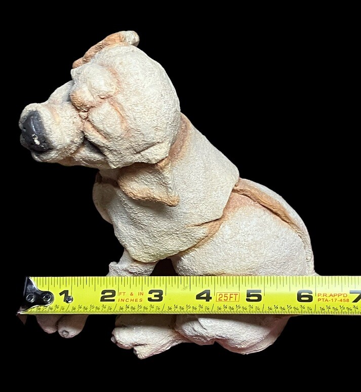 A BREED APART 2003 WILLITTS DESIGNS YELLOW LARADOR SCULPTURE