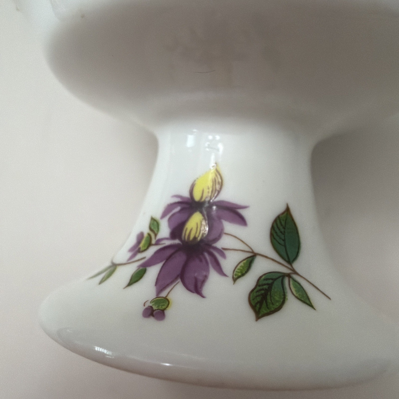 AYNSLEY Fine China Bowl of flowers, roses&leaves in white bowl w/pedestal base