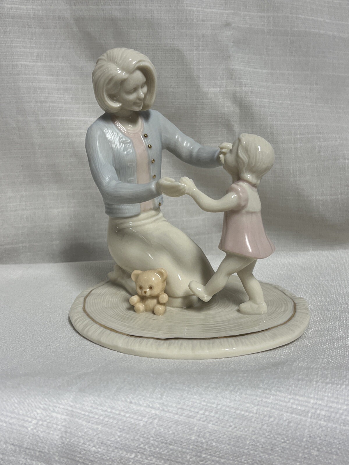 Lenox Her First Steps China Jewels Collection 1999 New
