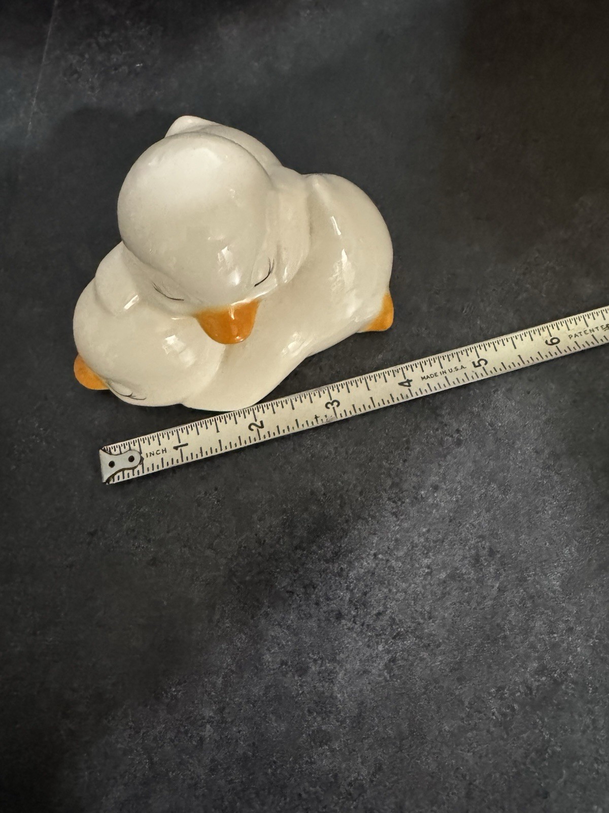 Ceramic Ducks VTG 1980s Cute Ducklings Sleeping Cuddling Figurine