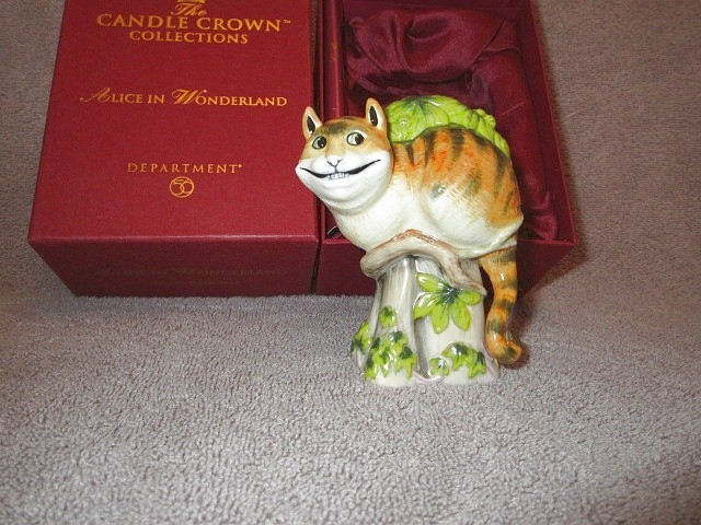 Dept 56 Cheshire Cat Alice in Wonderland Snuffer Figurine Porcelain Crown Collec
