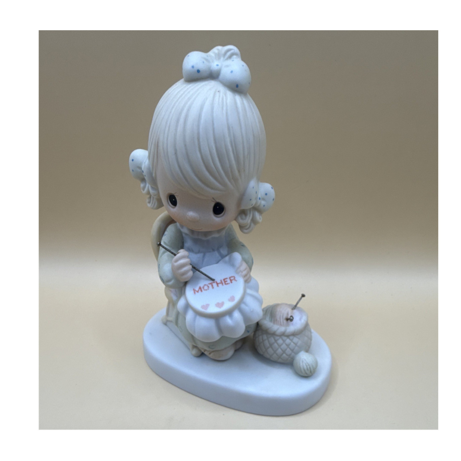 Jonathan & David Mother Sew Dear Porcelain Figurine Mother 1982 5 Inch