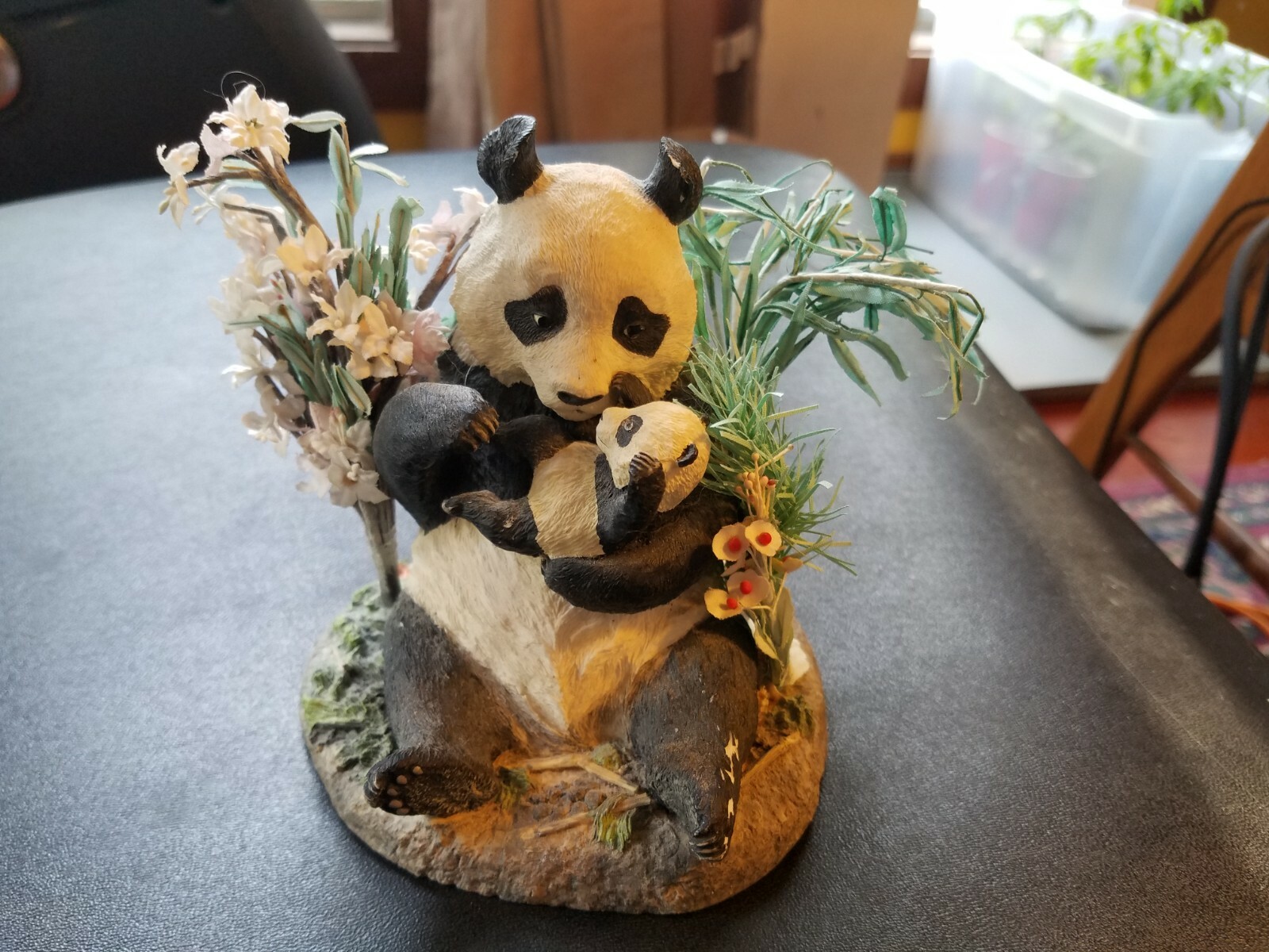 1992 Nature Preservation Gallery Mother’s Love Elfie Harris Panda Figurine