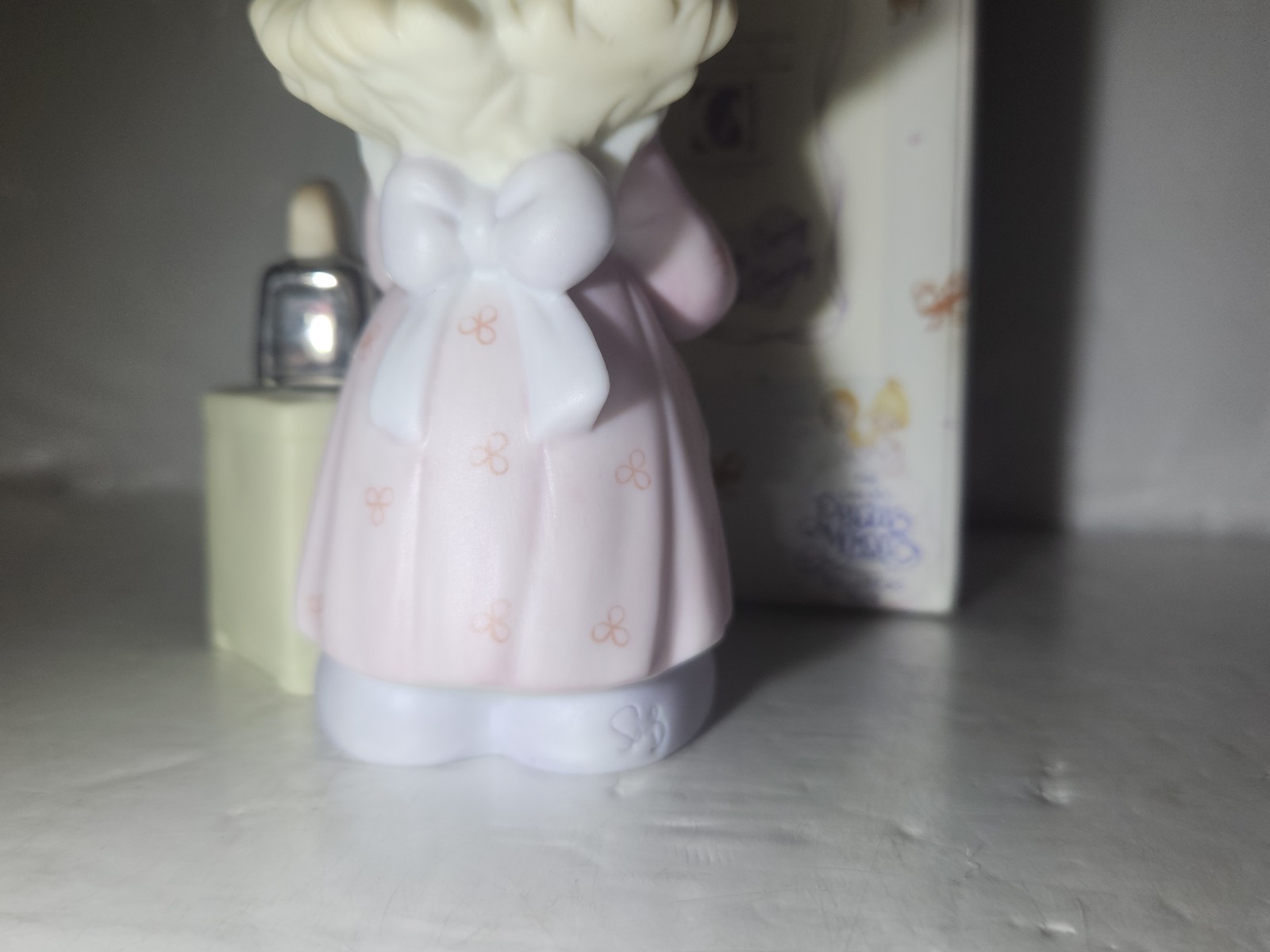 Precious Moments Figurine A Special Toast to Precious Moments C0017 Membership