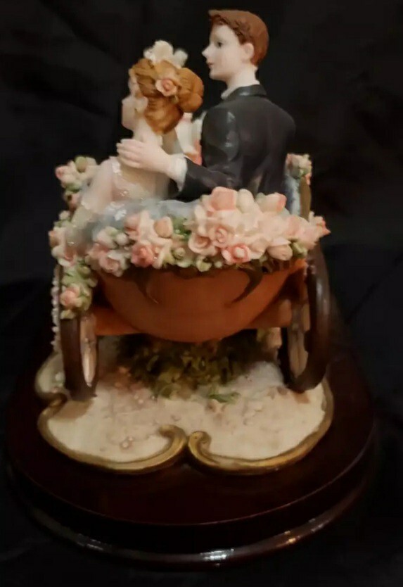 Wedding, bridal, figurine.