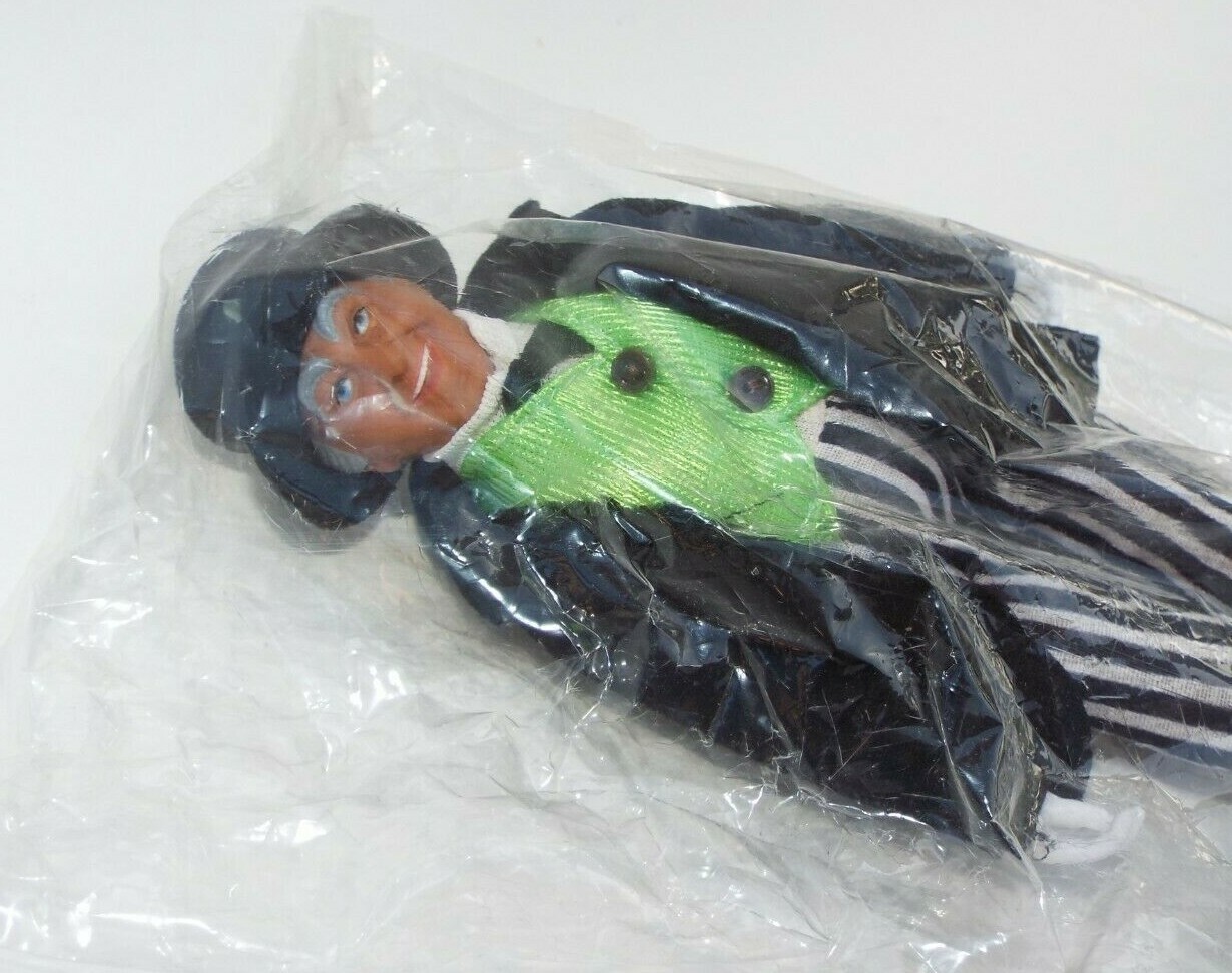 Wizard Of OZ Mail Away 8″ Figure NIB