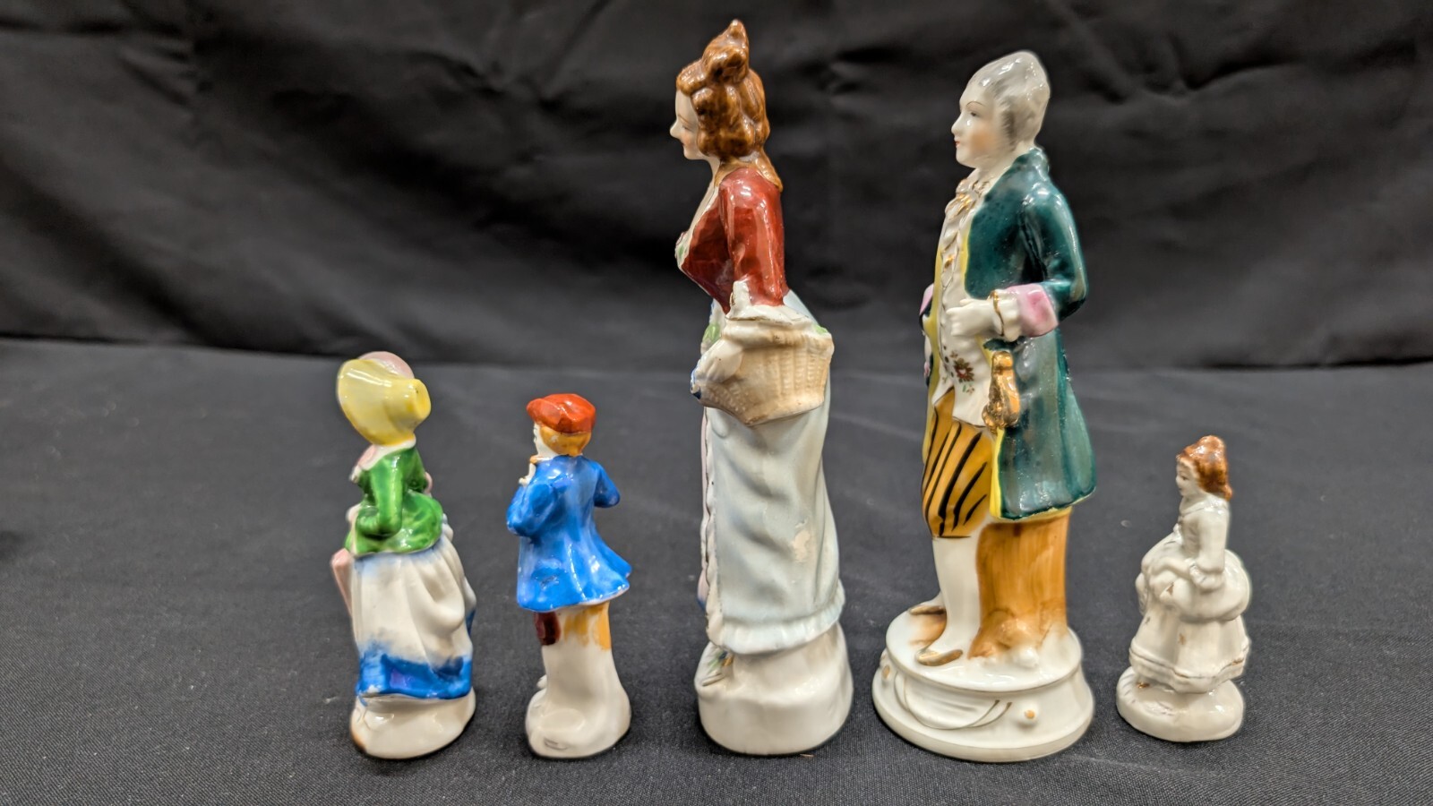 MCM Vintage Colonial Dressed Men and Women Figures Handpainted Made in Japan