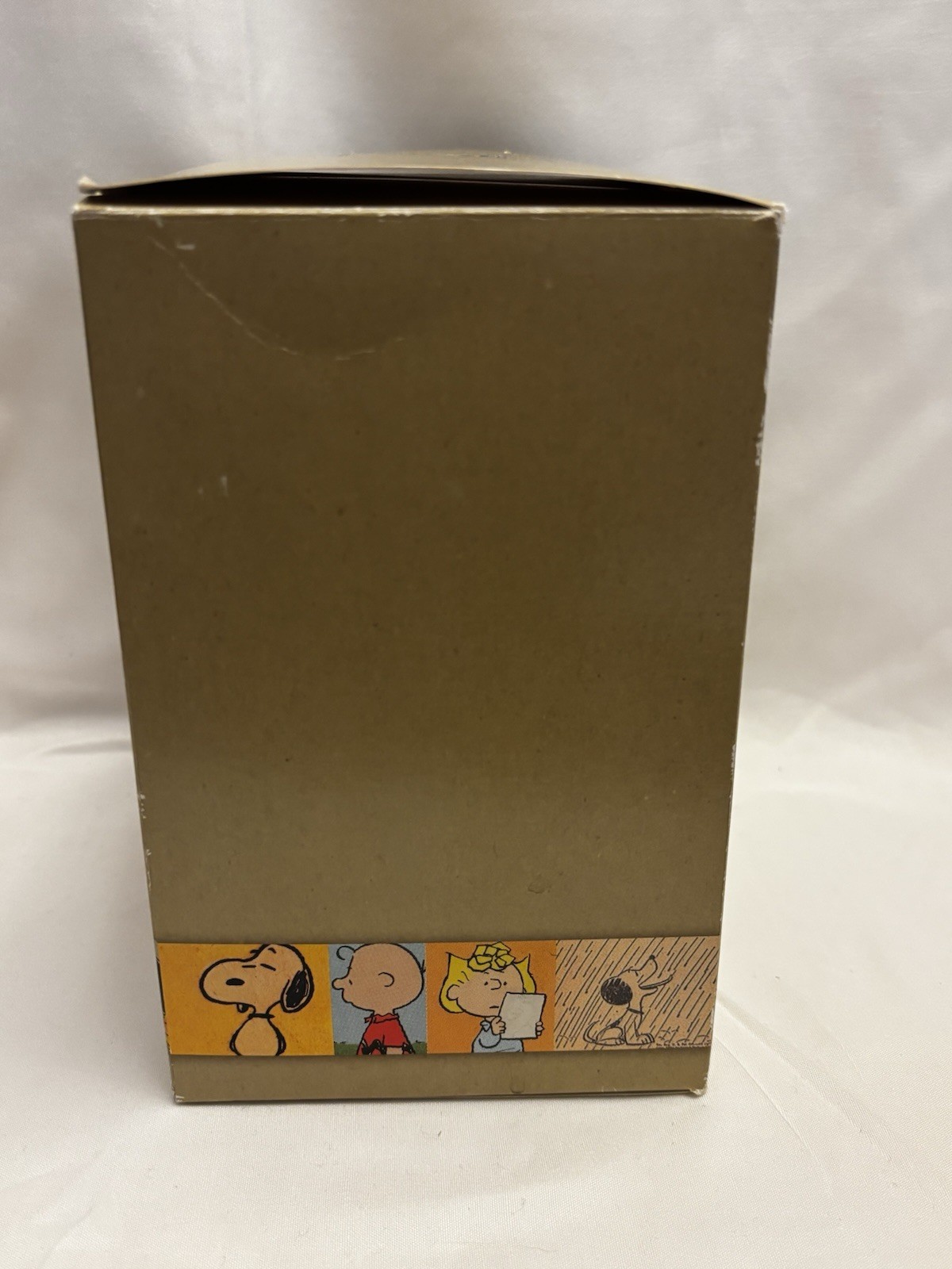 PEANUTS, HALLMARK GALLERY SNOOPY, WATER GLOBE GALLERY, TV DOG W/ BOX