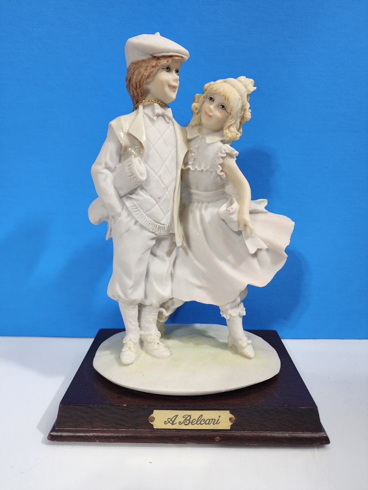 A. BELCARI PORCELAIN MAN AND WOMAN FIGURINE VINTAGE DEAR ARNART 8″
