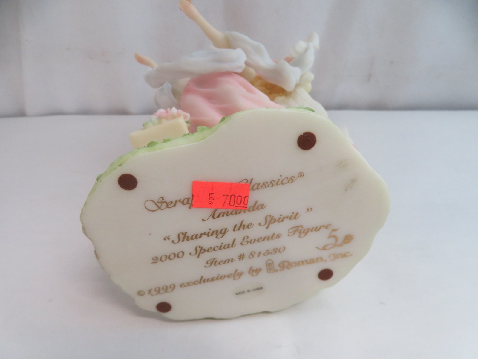 SERAPHIM CLASSICS Amanda Sharing The Spirit Item#81530 7.5”