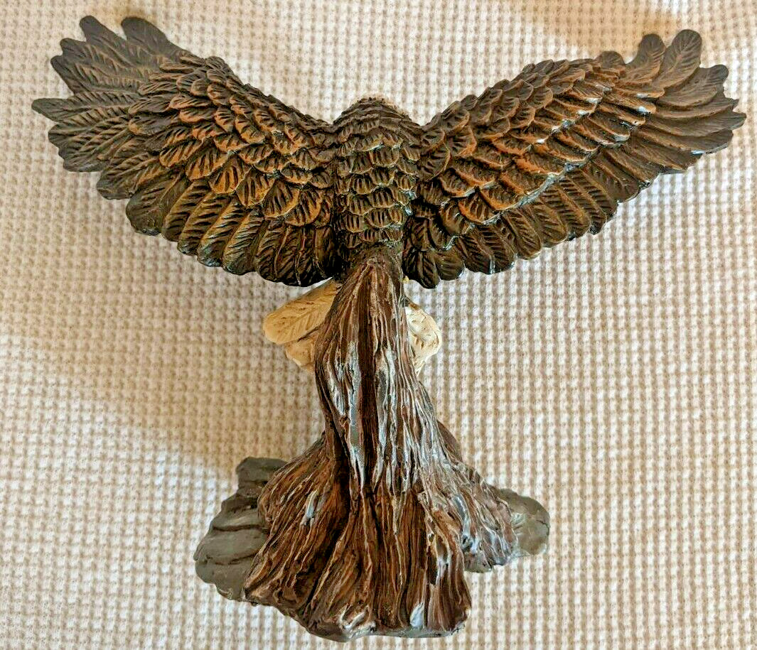 American Eagles Collection. Ceramic Figures