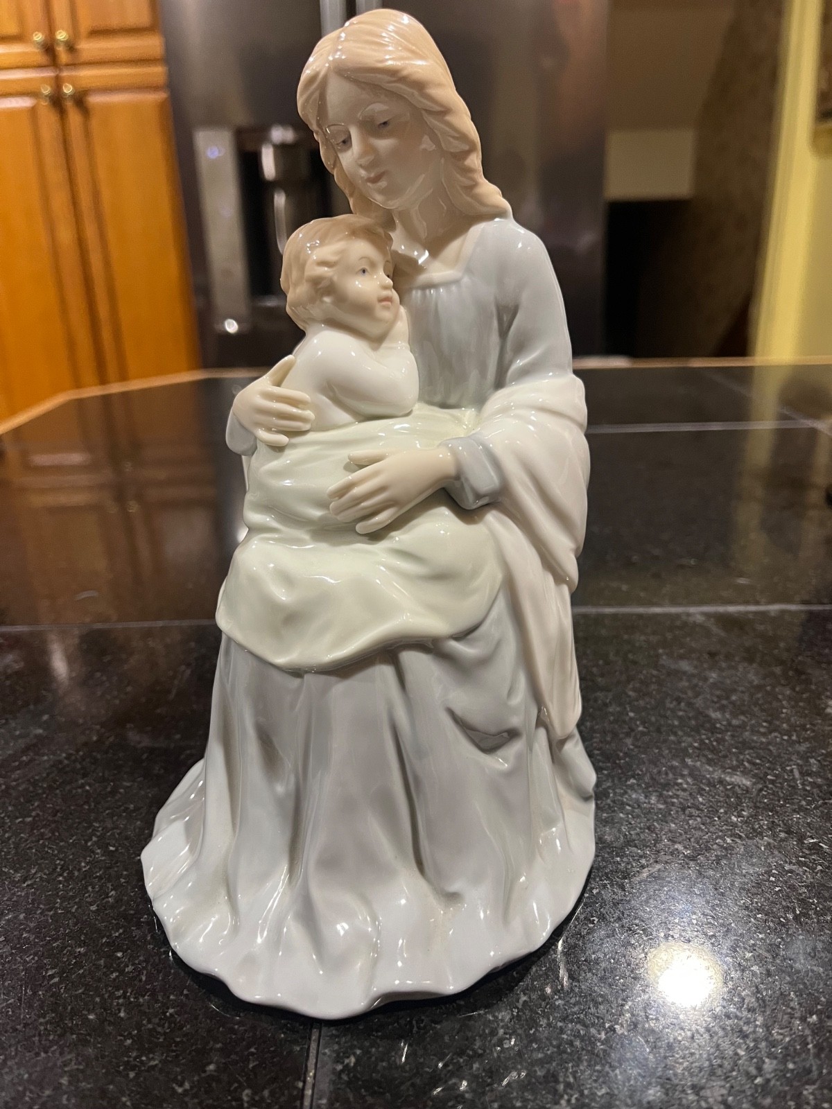 Vintage Mother and Child Porcelain Figurine Homco 8809 Taiwan Soft Blues 7.5”