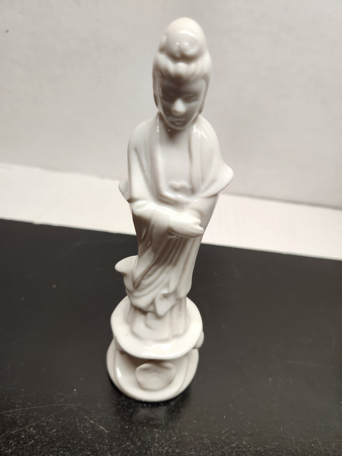 Oriental White Porcelain Figurine in Robes – Over 6 Inches Tall