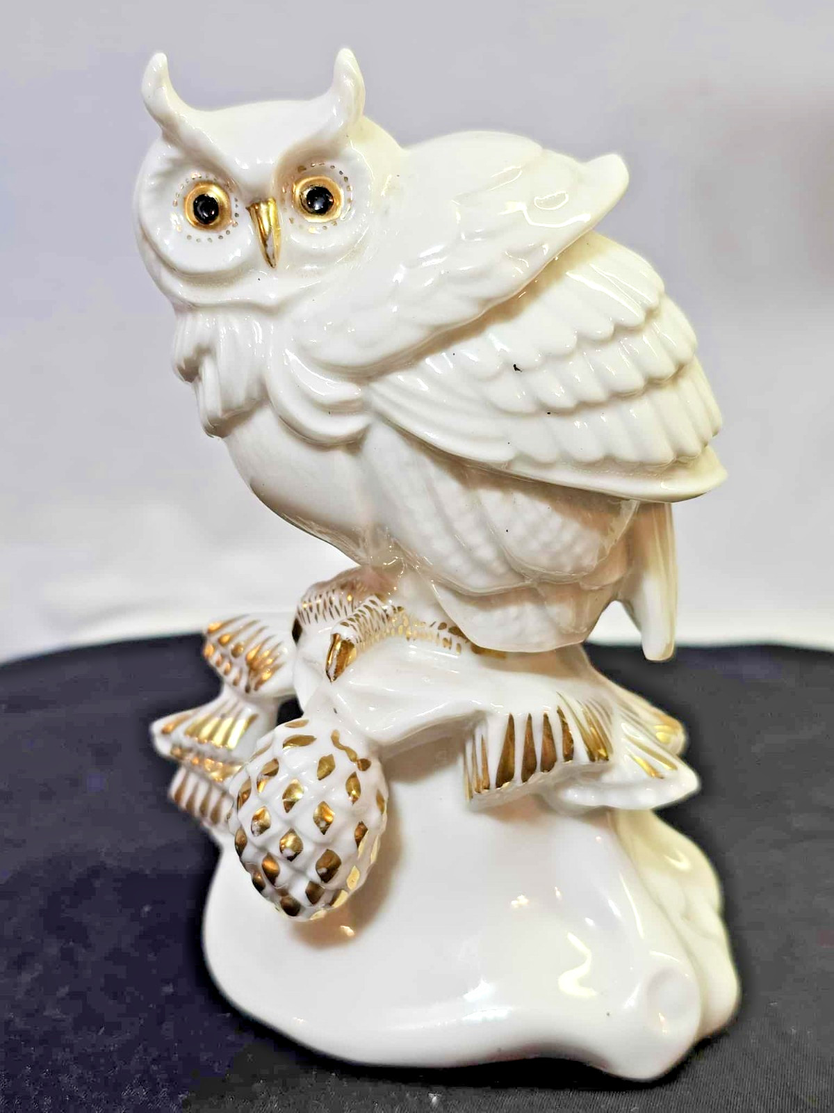 Vtg Hutschenreuther Selb Bavaria Abteilung fur Kunst Owl Figurine Acorn Branch