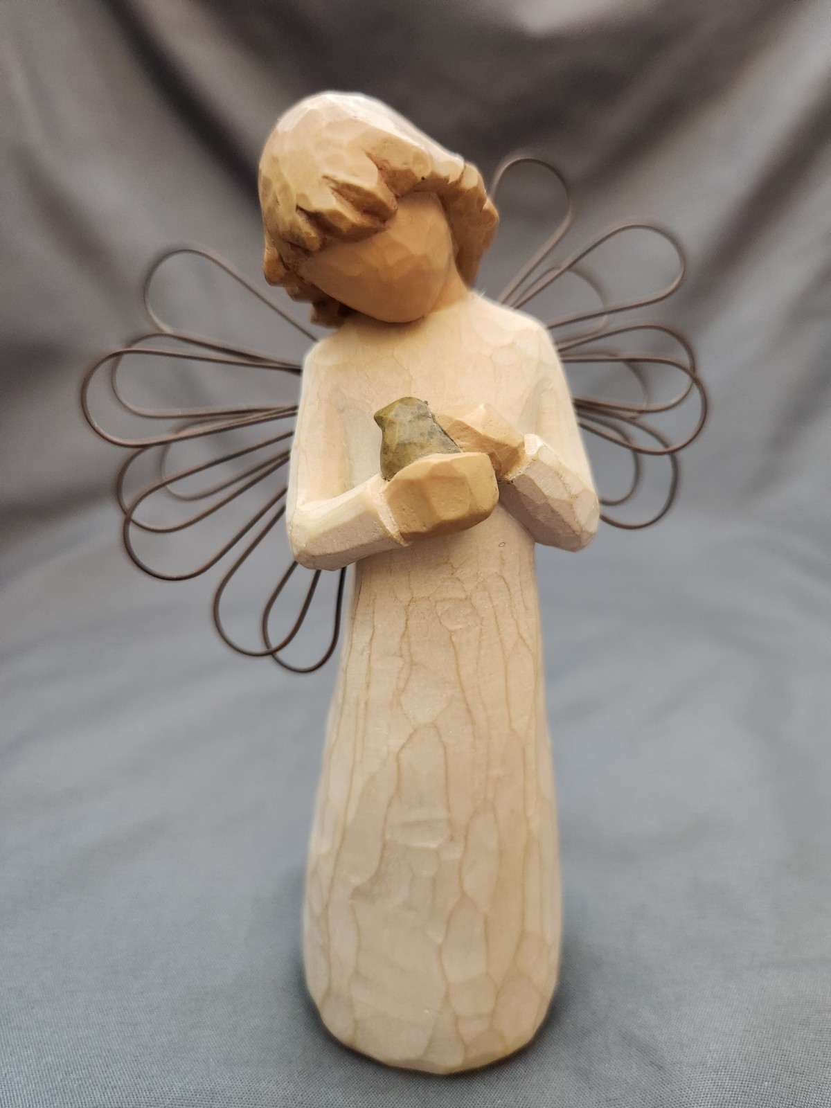 ANGEL OF HEALING Willow Tree 5.5″ Tall 1999 Susan Lordi Figure with Bird