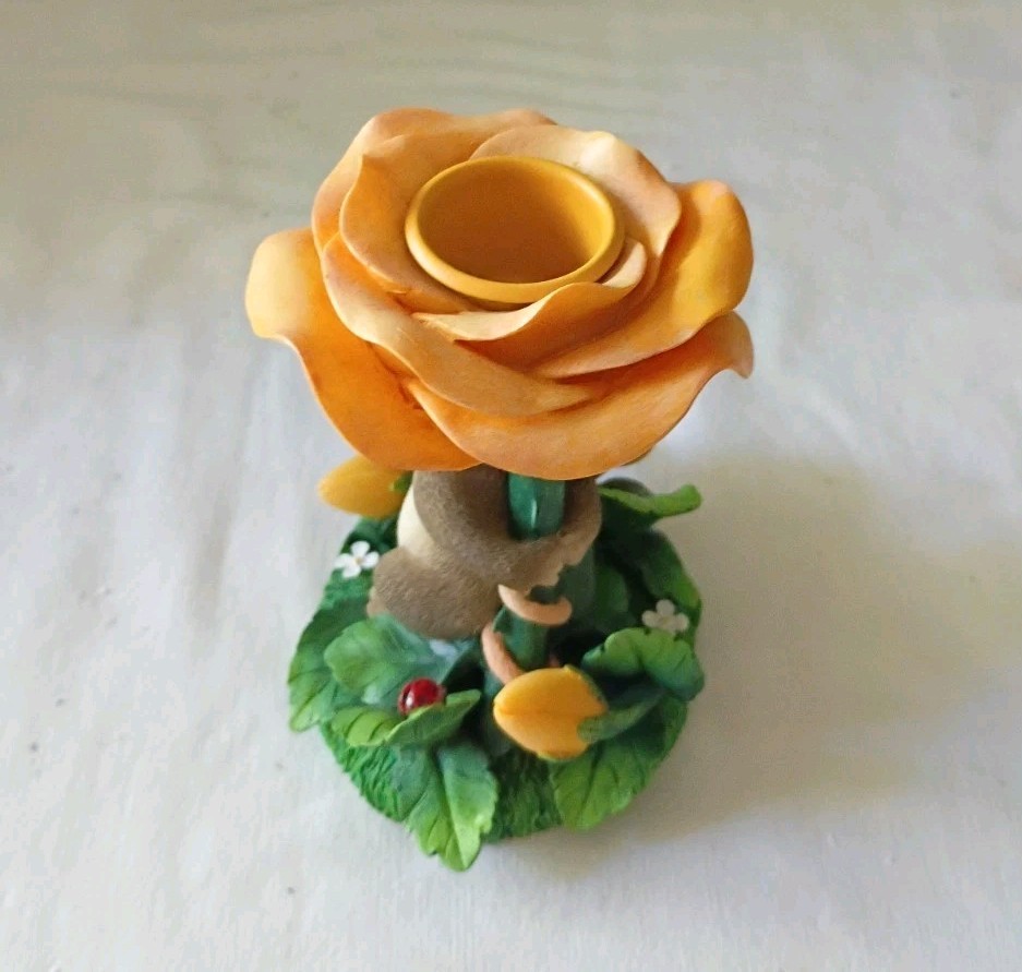 Charming Tails “Floral Candle Holder With Mackenzie ” Yellow Rose 🌹 Mouse Nib