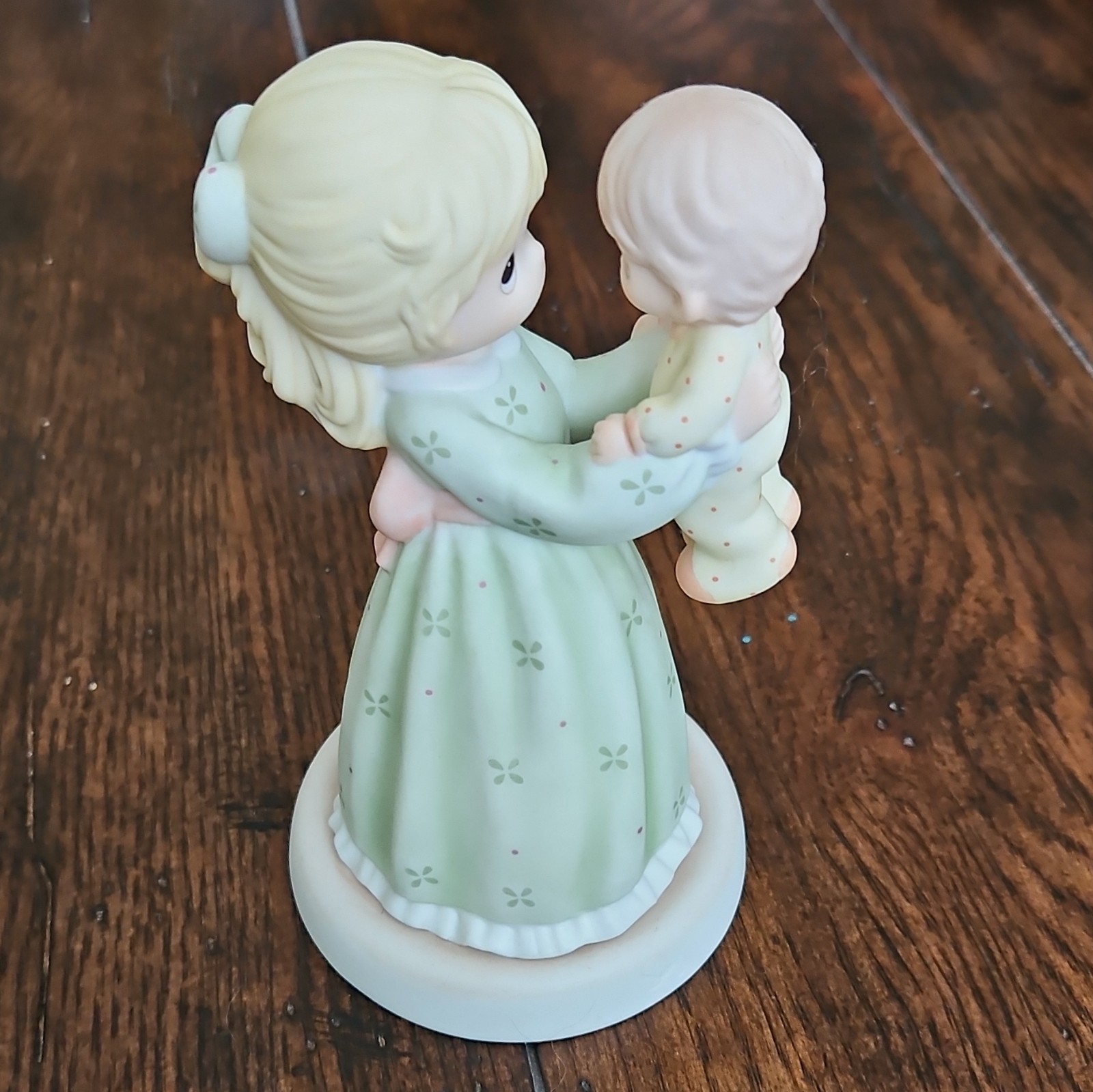 Precious Moments Happiness Is Being A Mom Porcelain Figurine 2003 Mother & Baby
