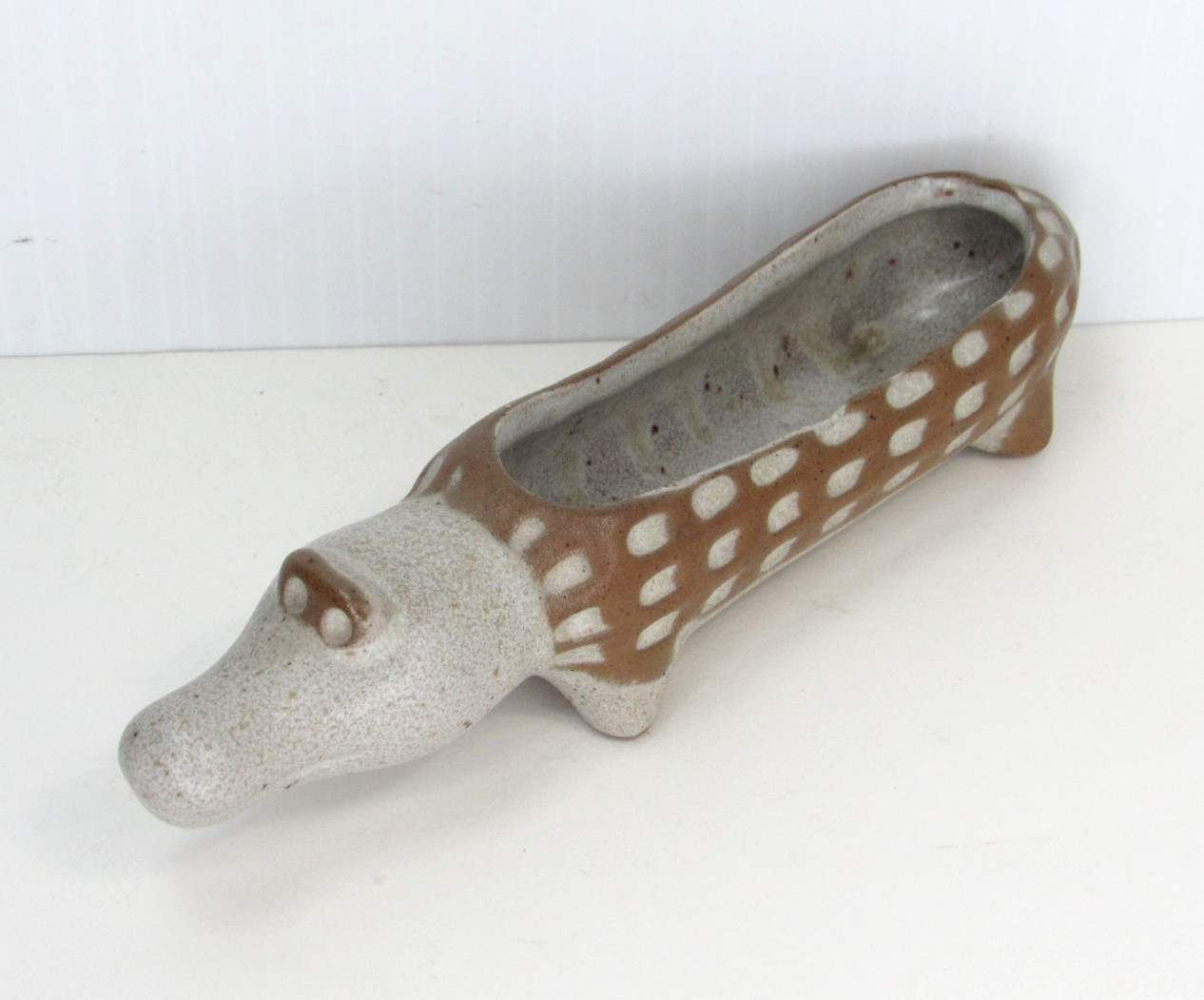 RARE Vtg DAVID STEWART Alligator Lion Valley Stoneware Art Pottery Planter 1970s