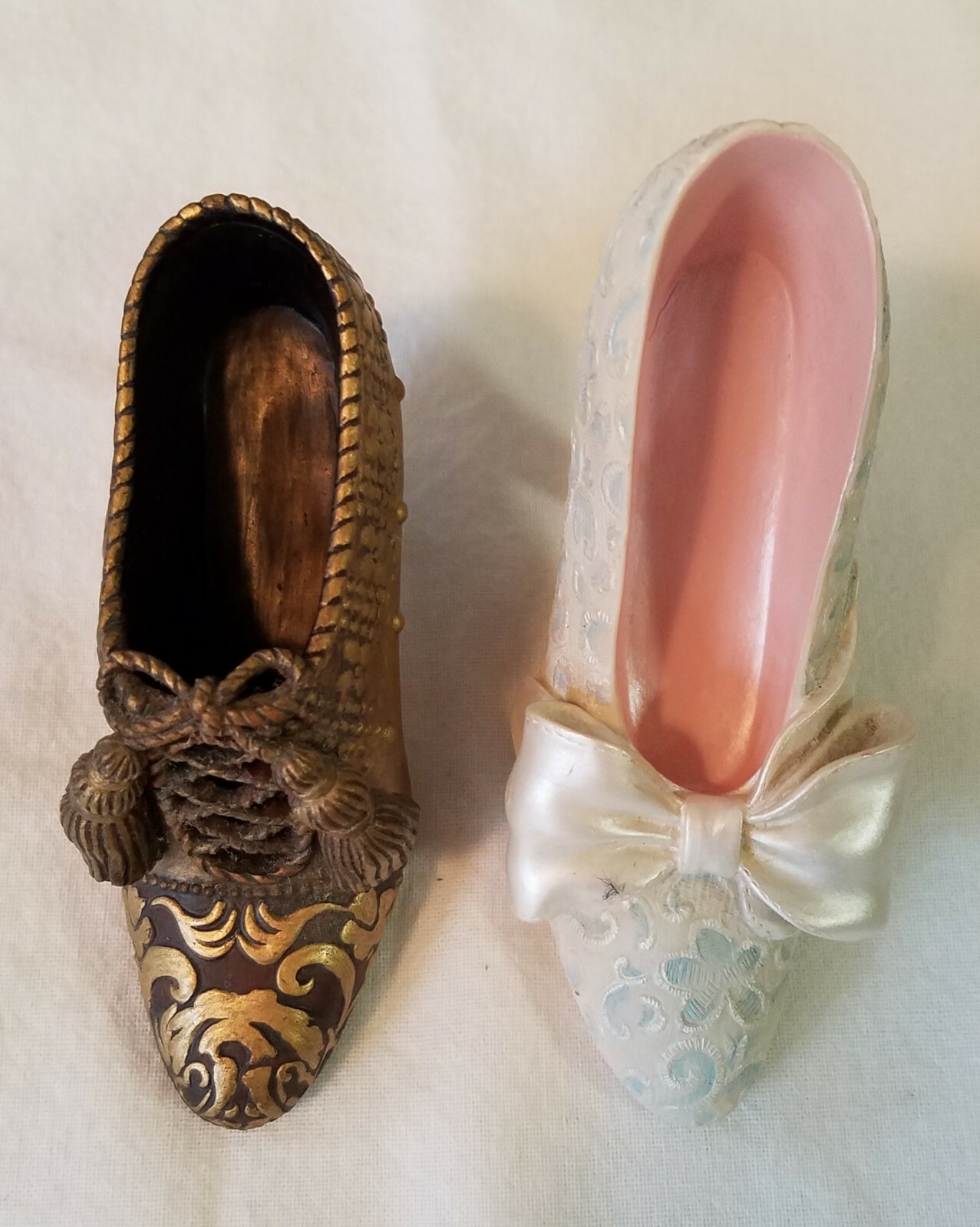 2 Resin Steps in Time Women Shoe Figures Sentimental Journey, Ribbons & Romance